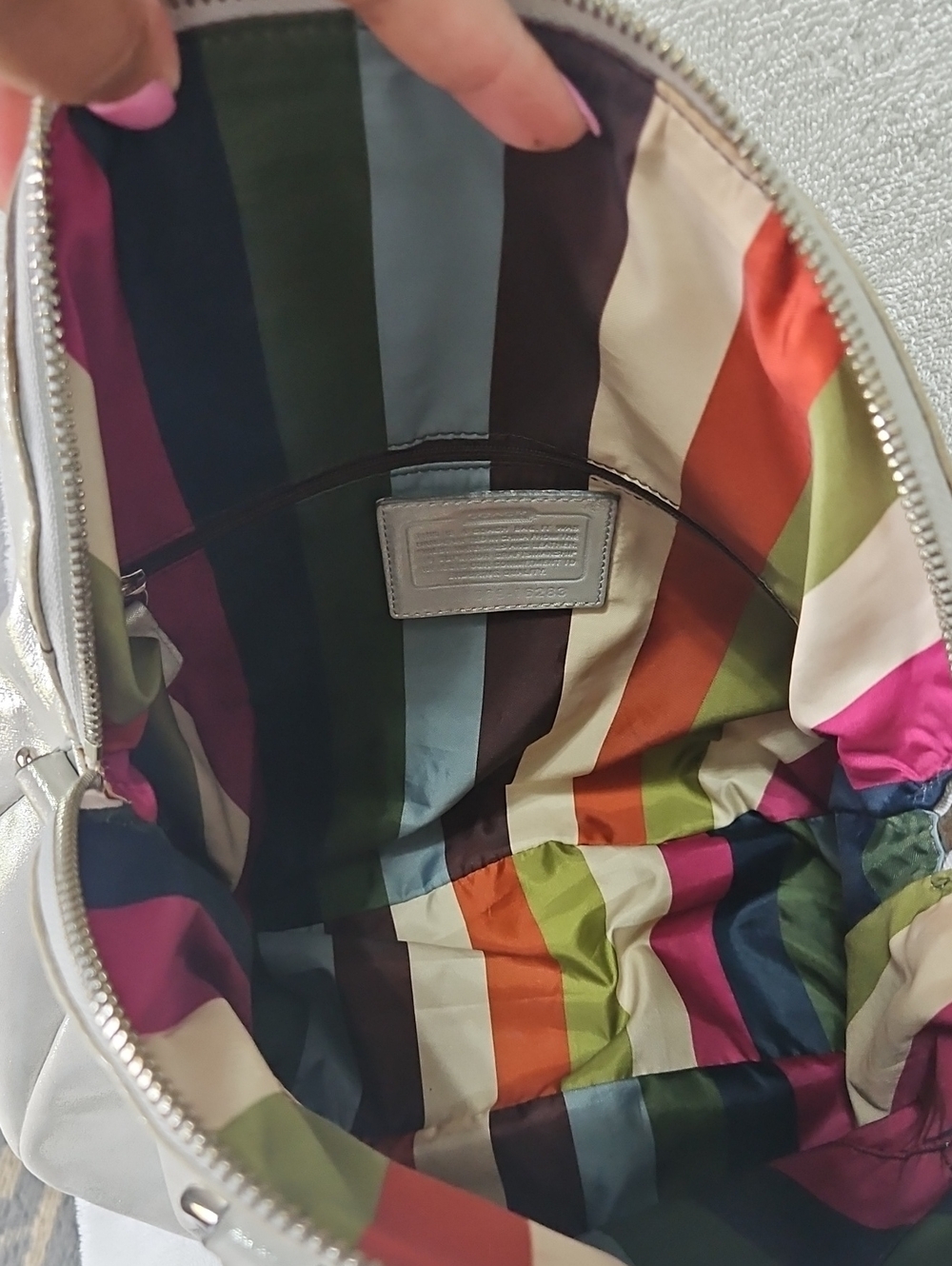 Coach Poppy Vintage Tote Silver Metallic Leather. - Picture 8 of 11